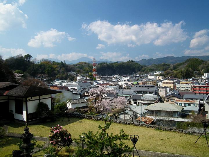 庭園から久住連山方向の風景です。